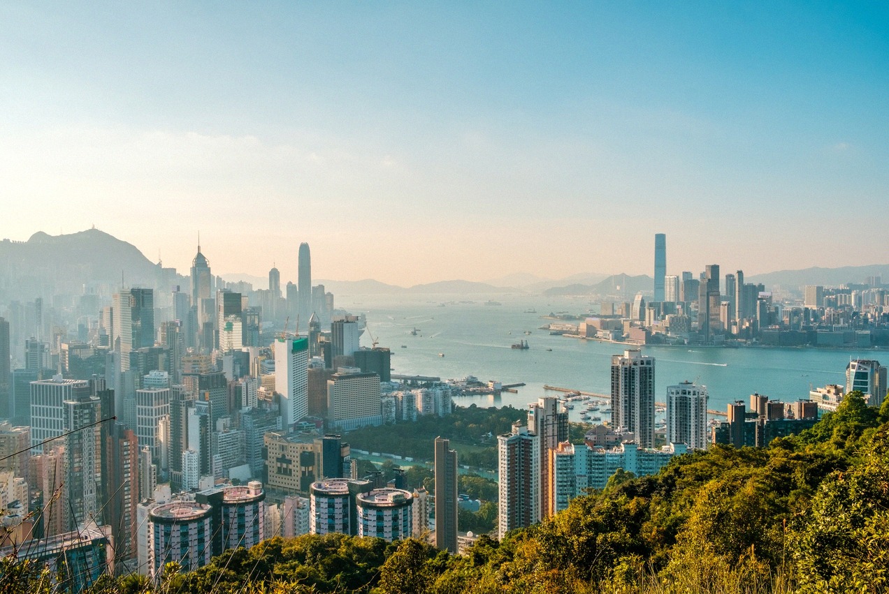 Skyline von Hongkong und Kowloon am Victoria Harbour