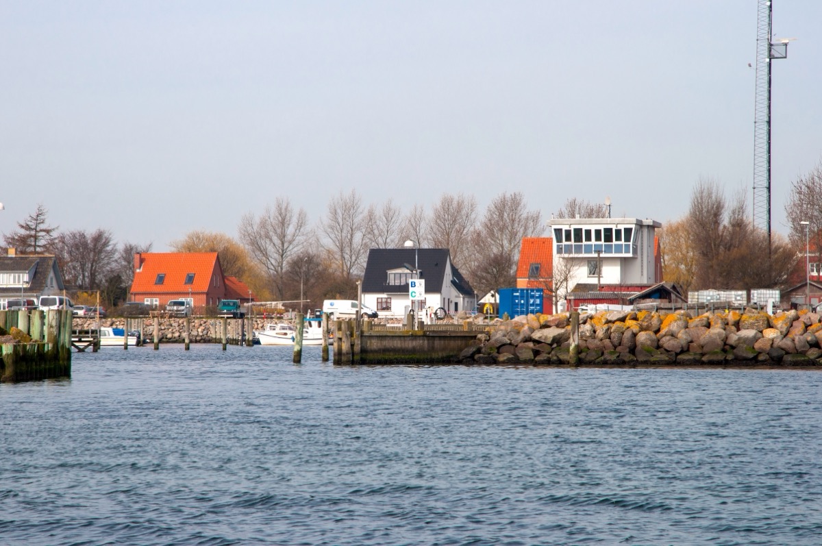 Ferries to Spodsbjerg