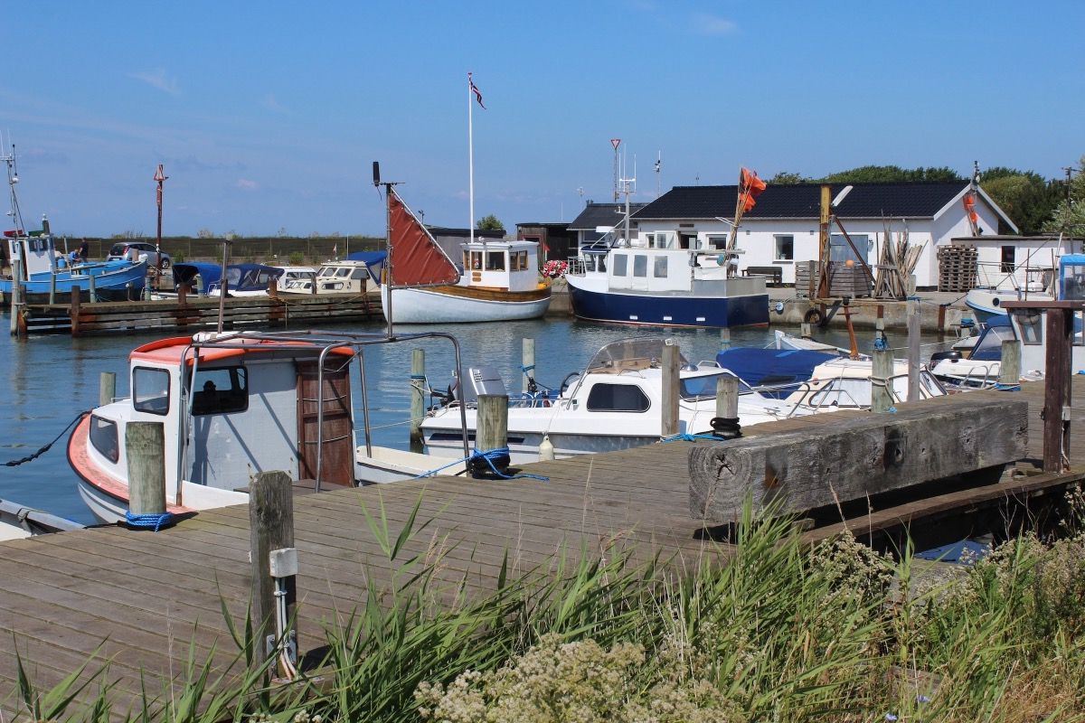 Ferries to Taars