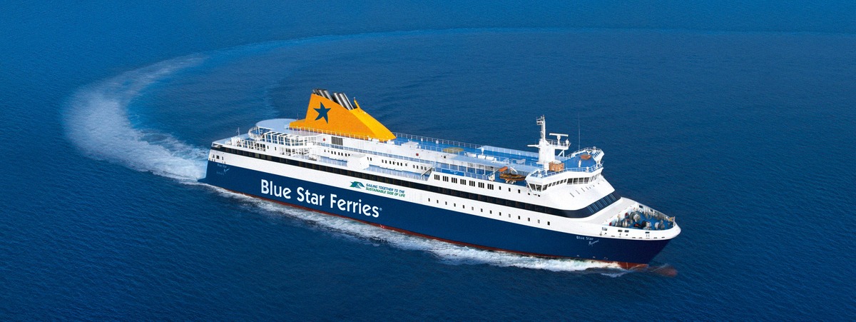 Die Blue-Star-Ferries-Fähre Blue Star Myconos in der Ägäis