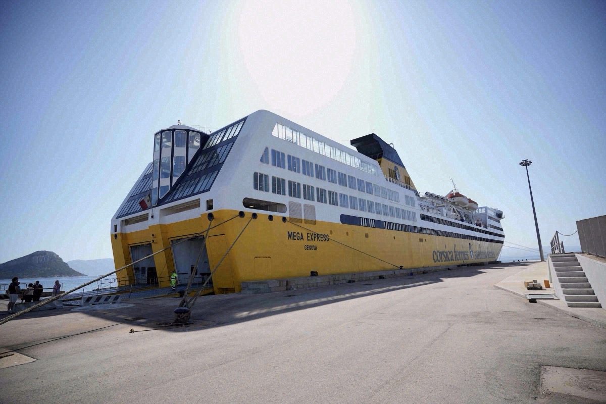Ferries to Golfo Aranci