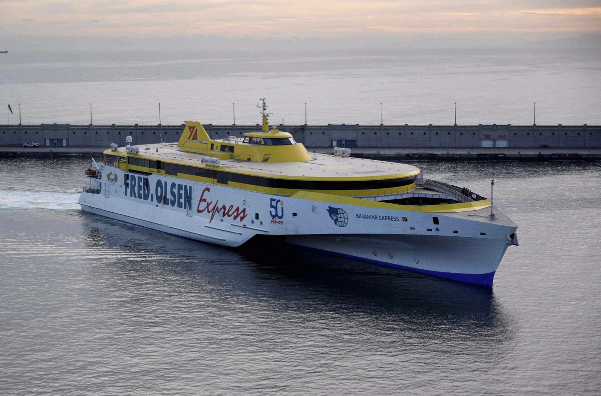Fast catamaran 'Bajamar Express' of Fred. Olsen Express in the morning light