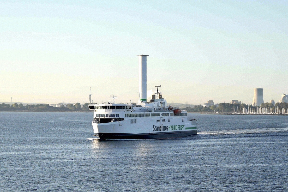 A Scandlines ferry with a Flettner rotor sail off Rostock