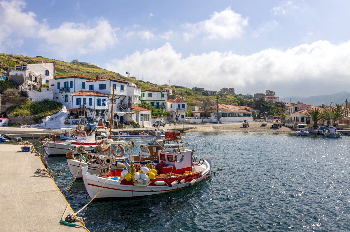 Ferries to Agios Efstratios