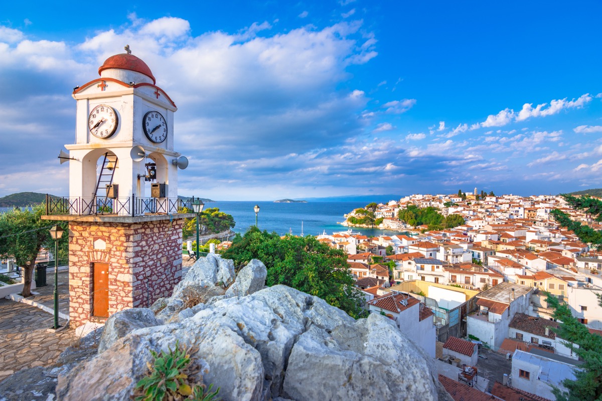 Ferries to Skiathos