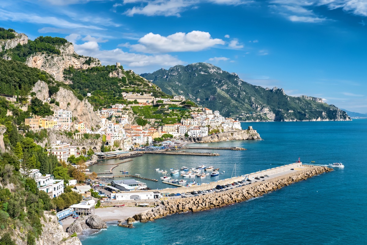 Ferries to Amalfi