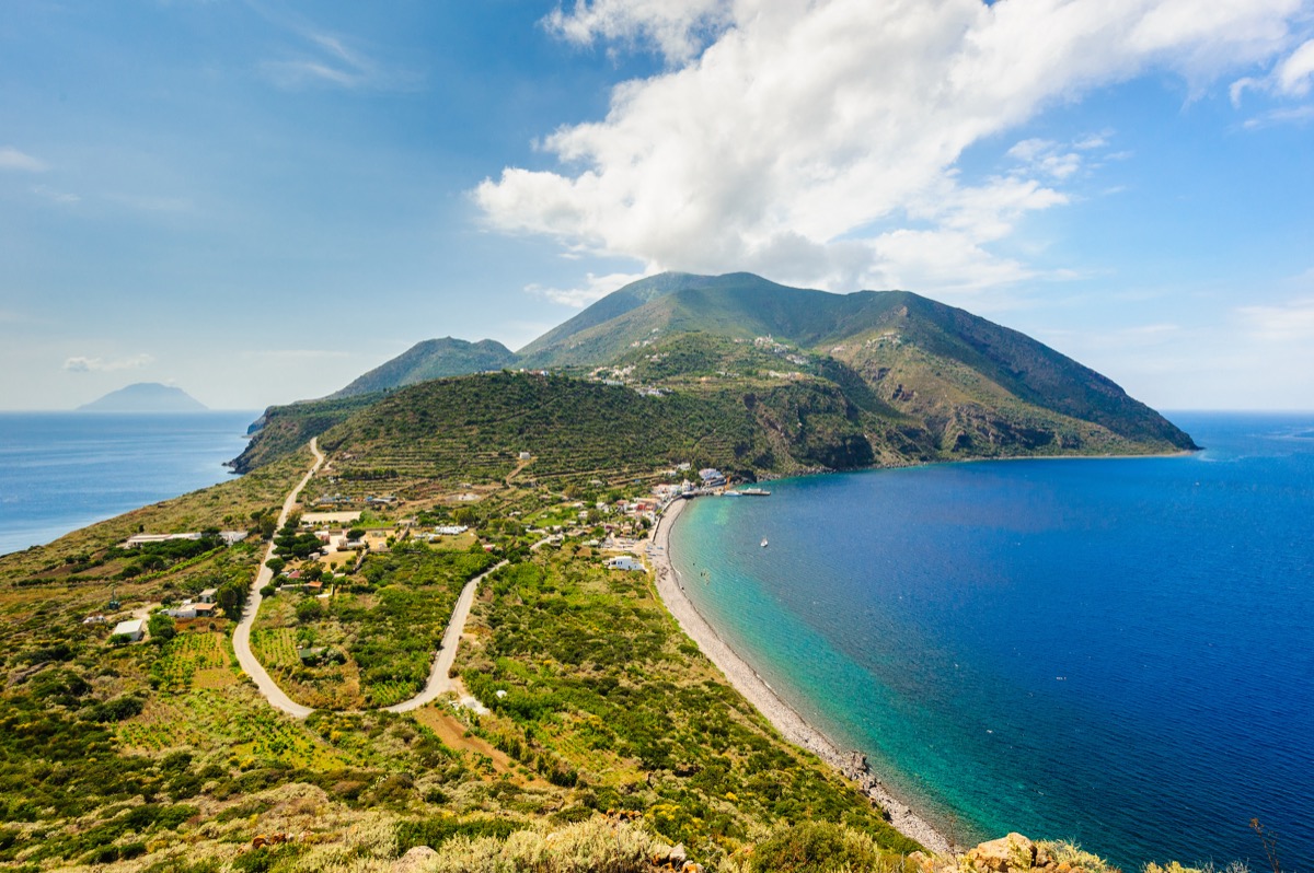 Ferries to Filicudi