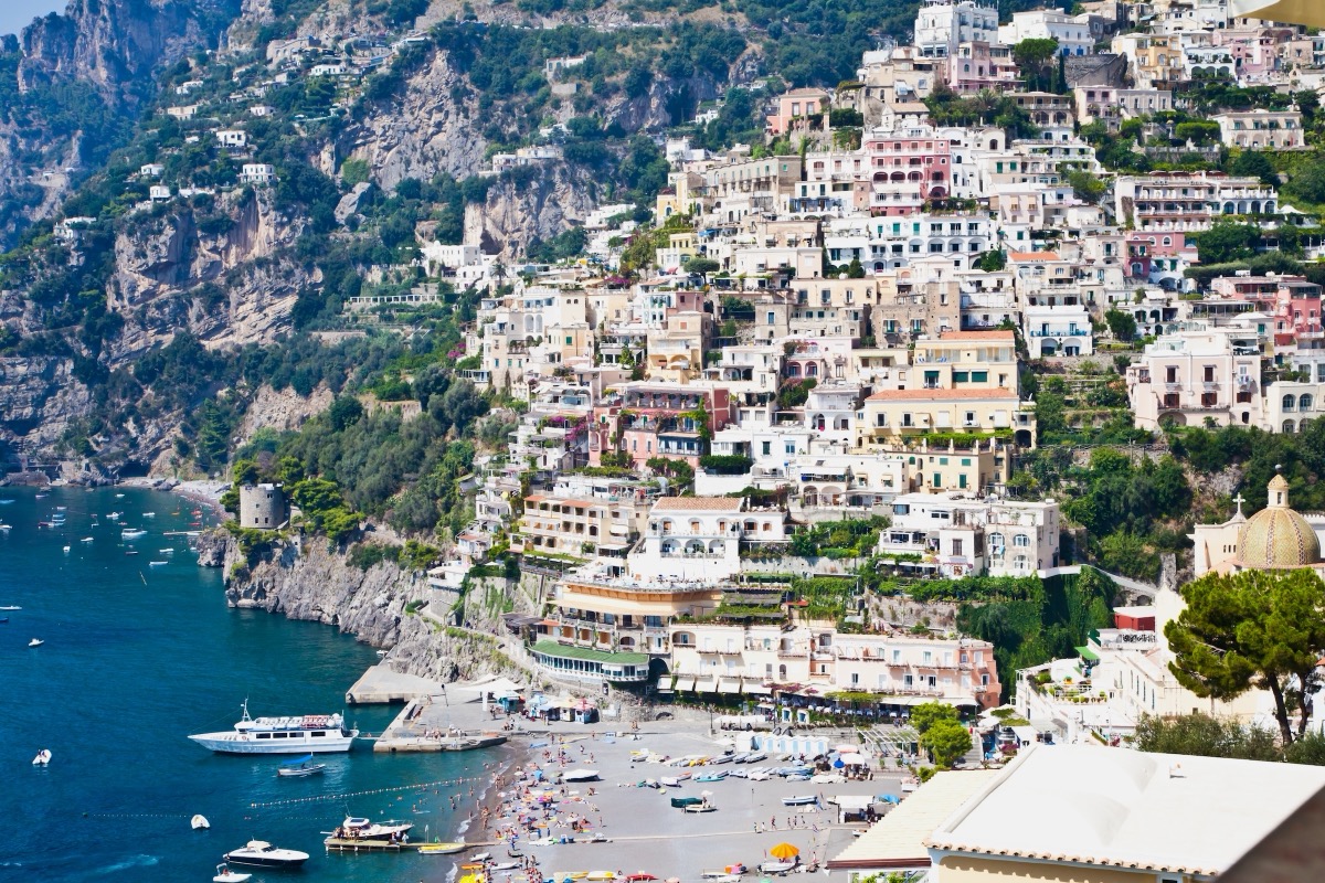 Ferries to Minori