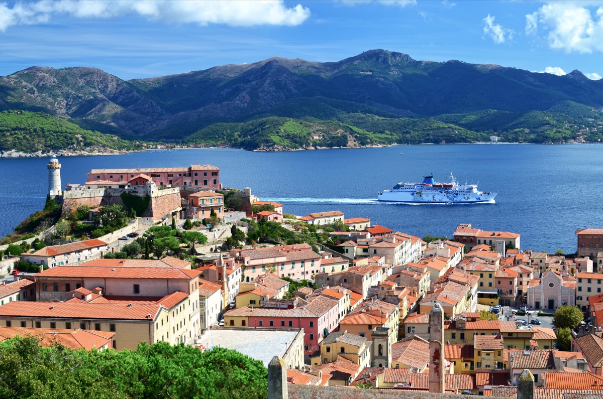 Ferries to Portoferraio