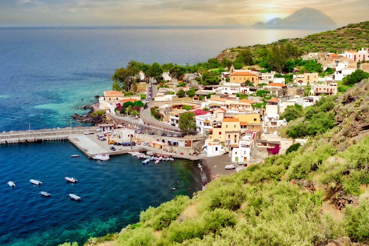 Ferries to Rinella