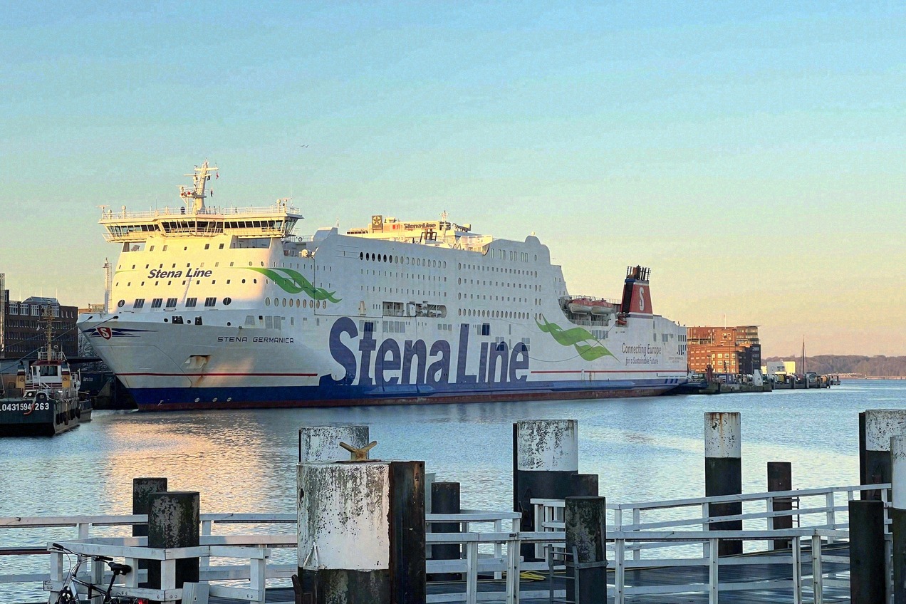 Stena-Line-Fähre im Hafen von Kiel