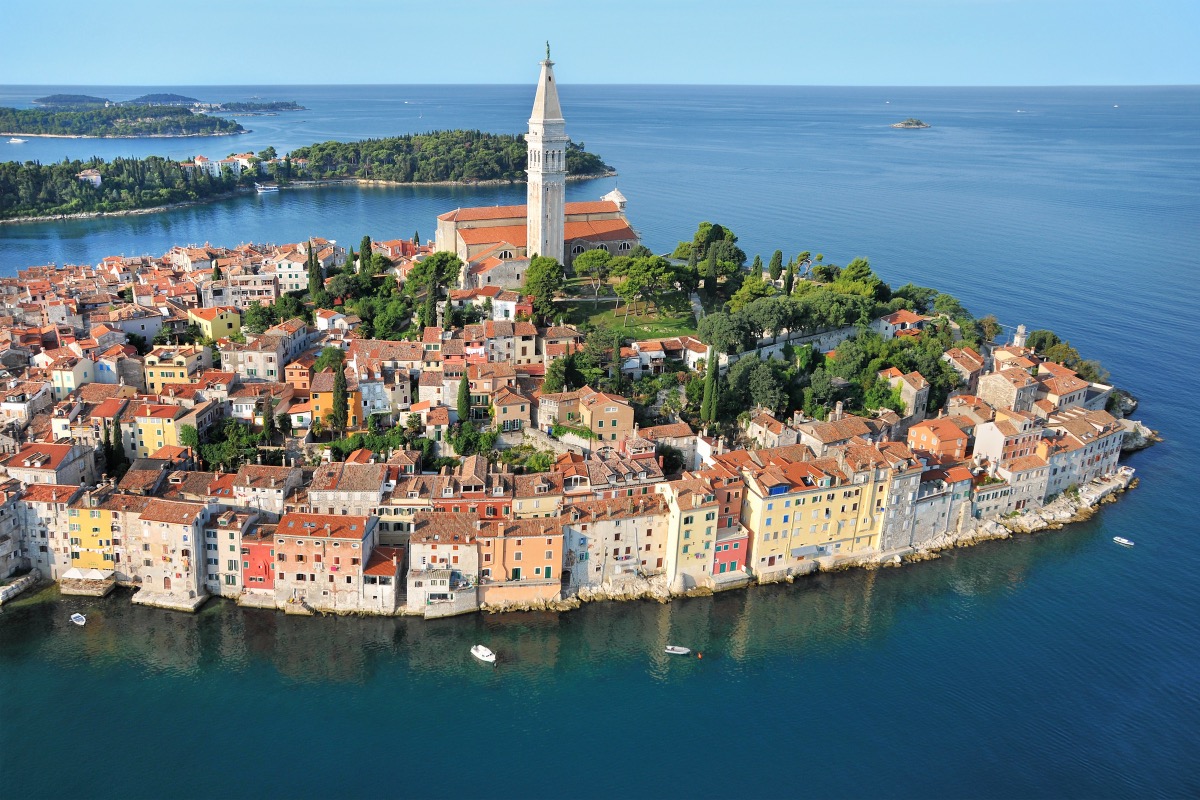 Ferries to Rovinj