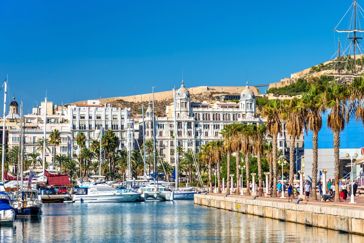 Ferries to Alicante