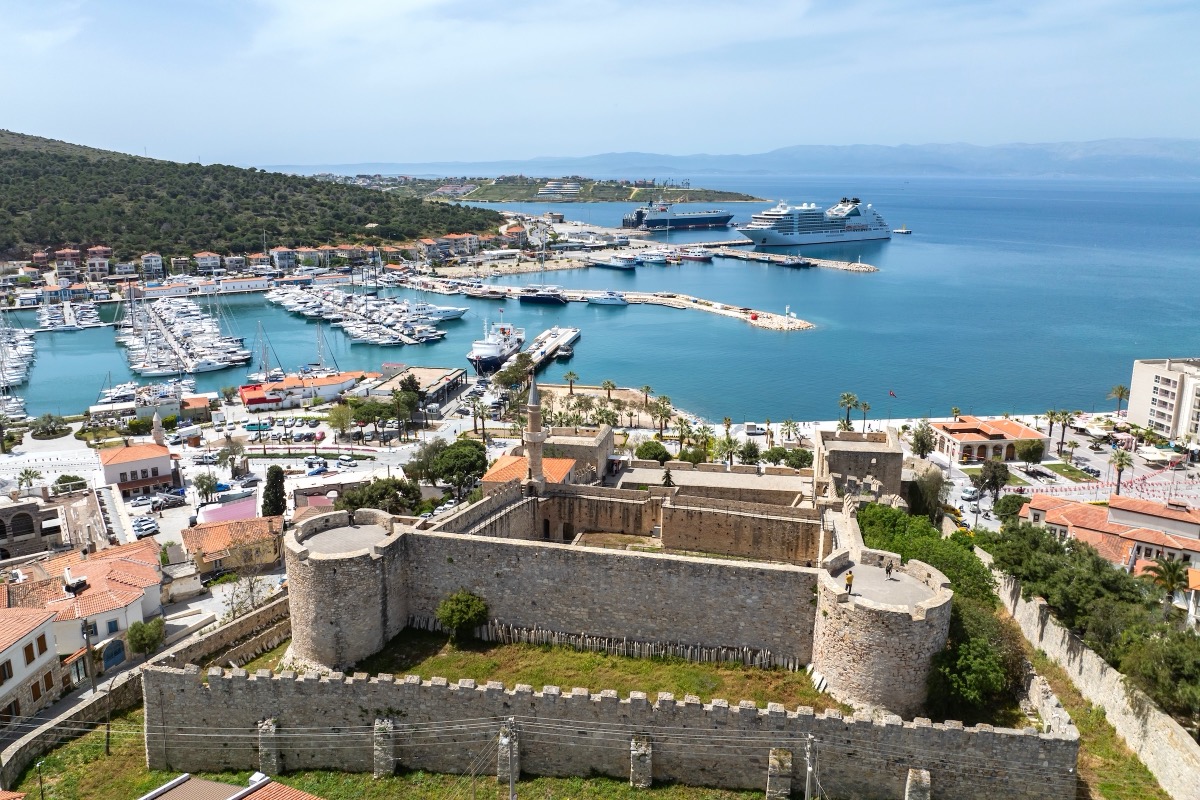 Ferries to Cesme